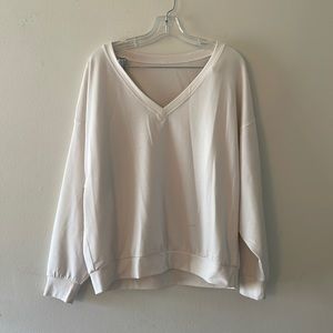 ALO Yoga lounge long sleeve